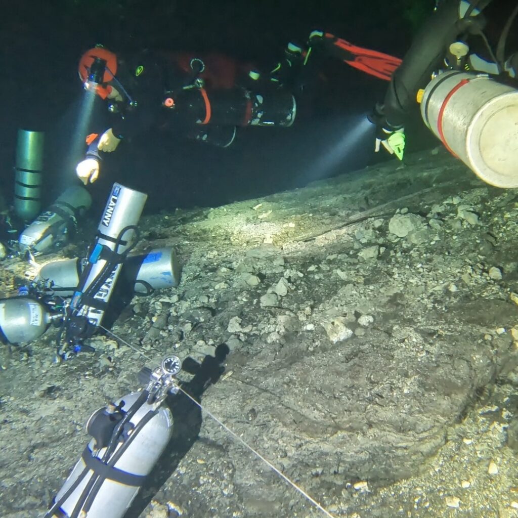 IMG_20231209_205826_563 Plongée souterraine avec décompression Halocline Explorers