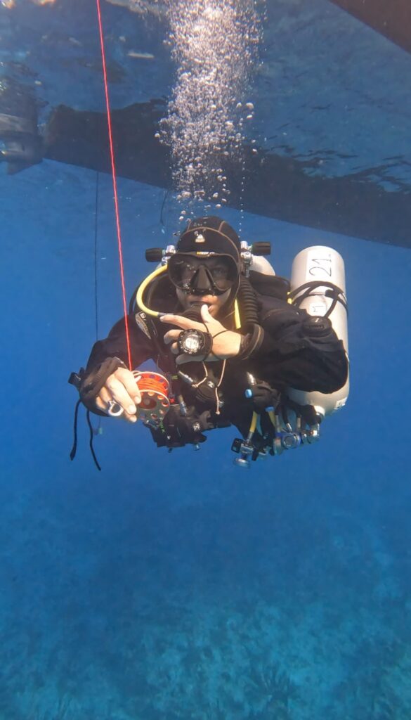 Advanced nitrox diver Halocline Explorers