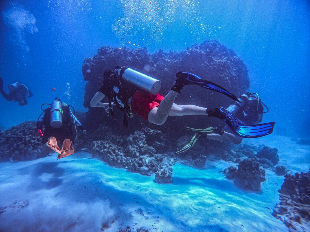 Plongée Cozumel Trois plongeurs à Cozumel
