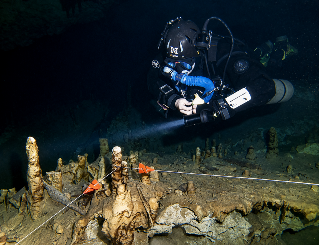 CCR CAVE DIVING HALOCLINE EXPLORERS CCR CAVE DIVING HALOCLINE EXPLORERS