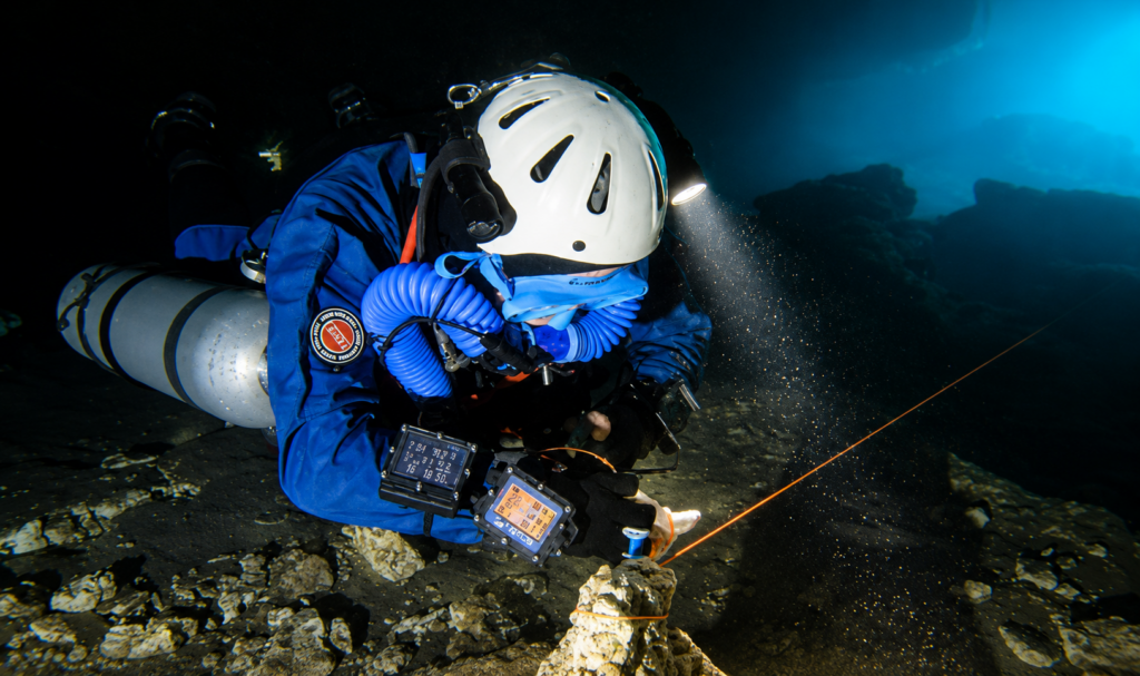 CCR Cave Triton Halocline Explorers
