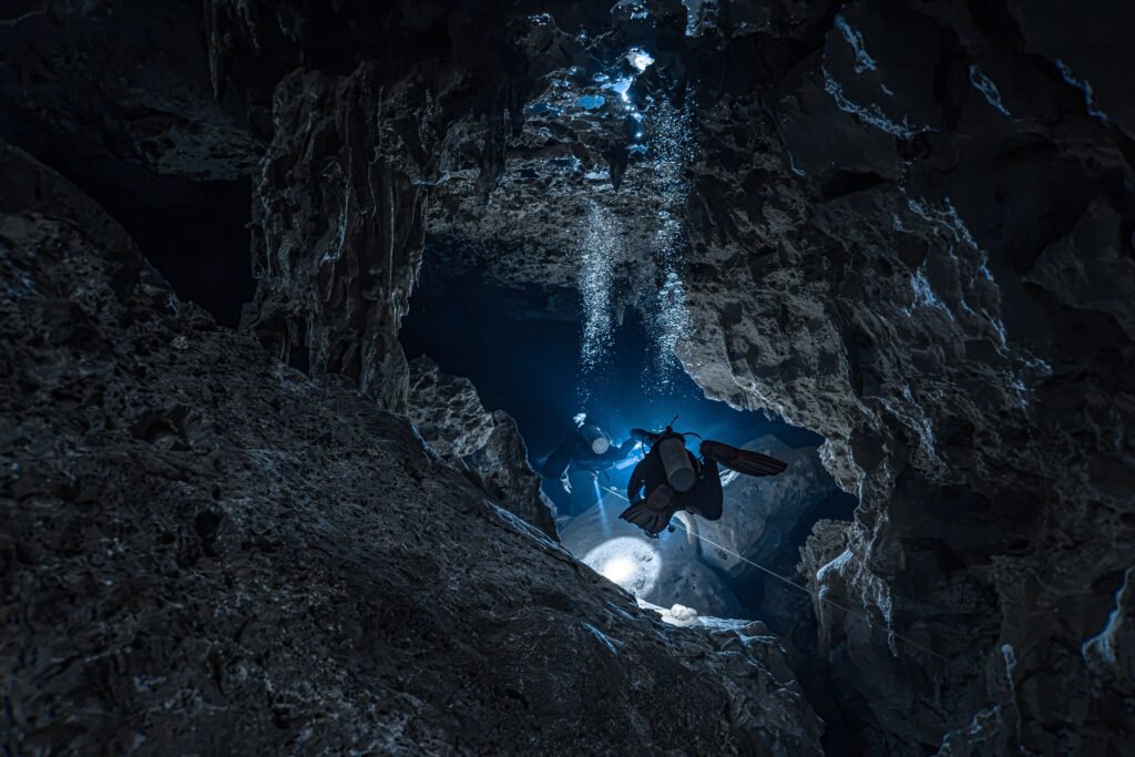 Cenote Dos Ojos Halocline Explorers