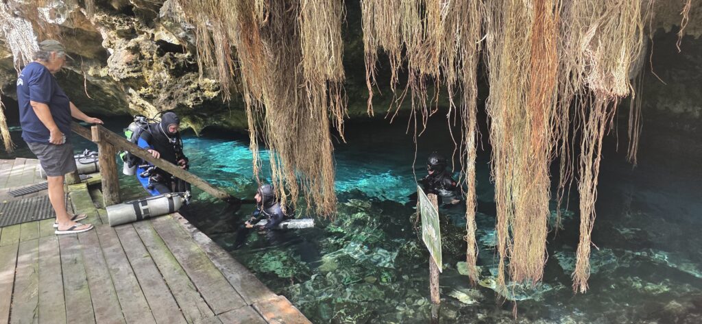Cenote Nohoch Nah Chich