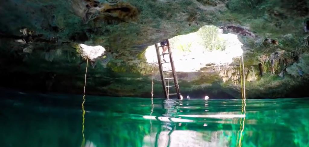 cenote calavera